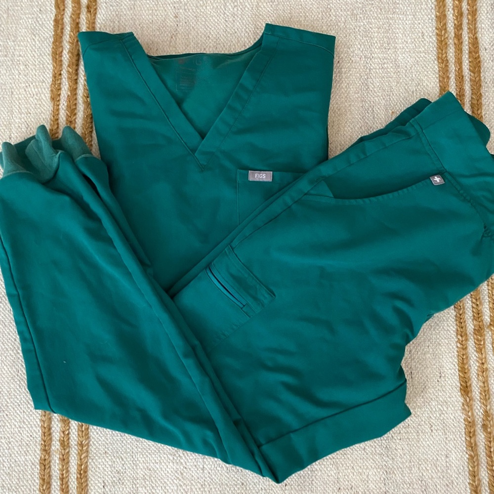 Figs Forest Green Scrubs Set